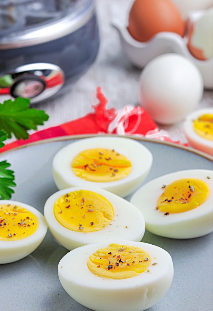 Easy Hard Boiled Eggs