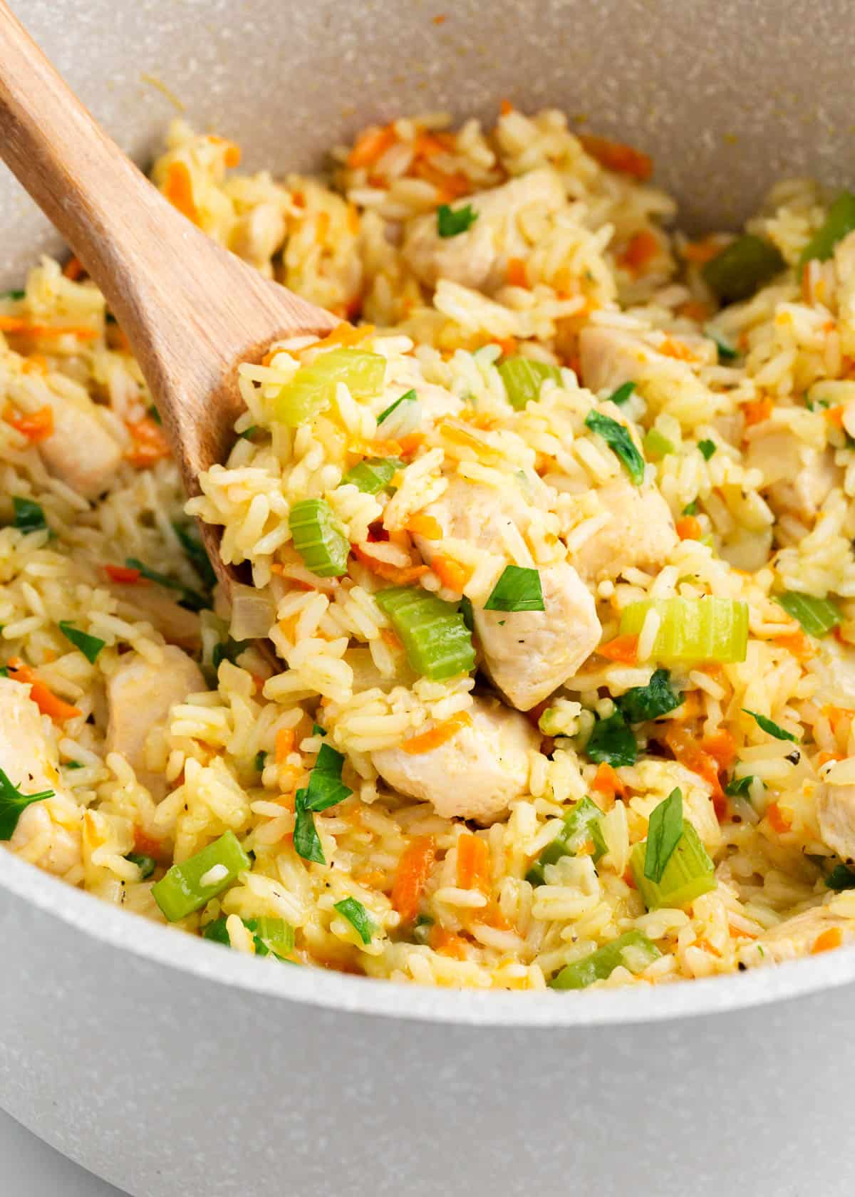 ONE POT RICE PILAF WITH CARROTS