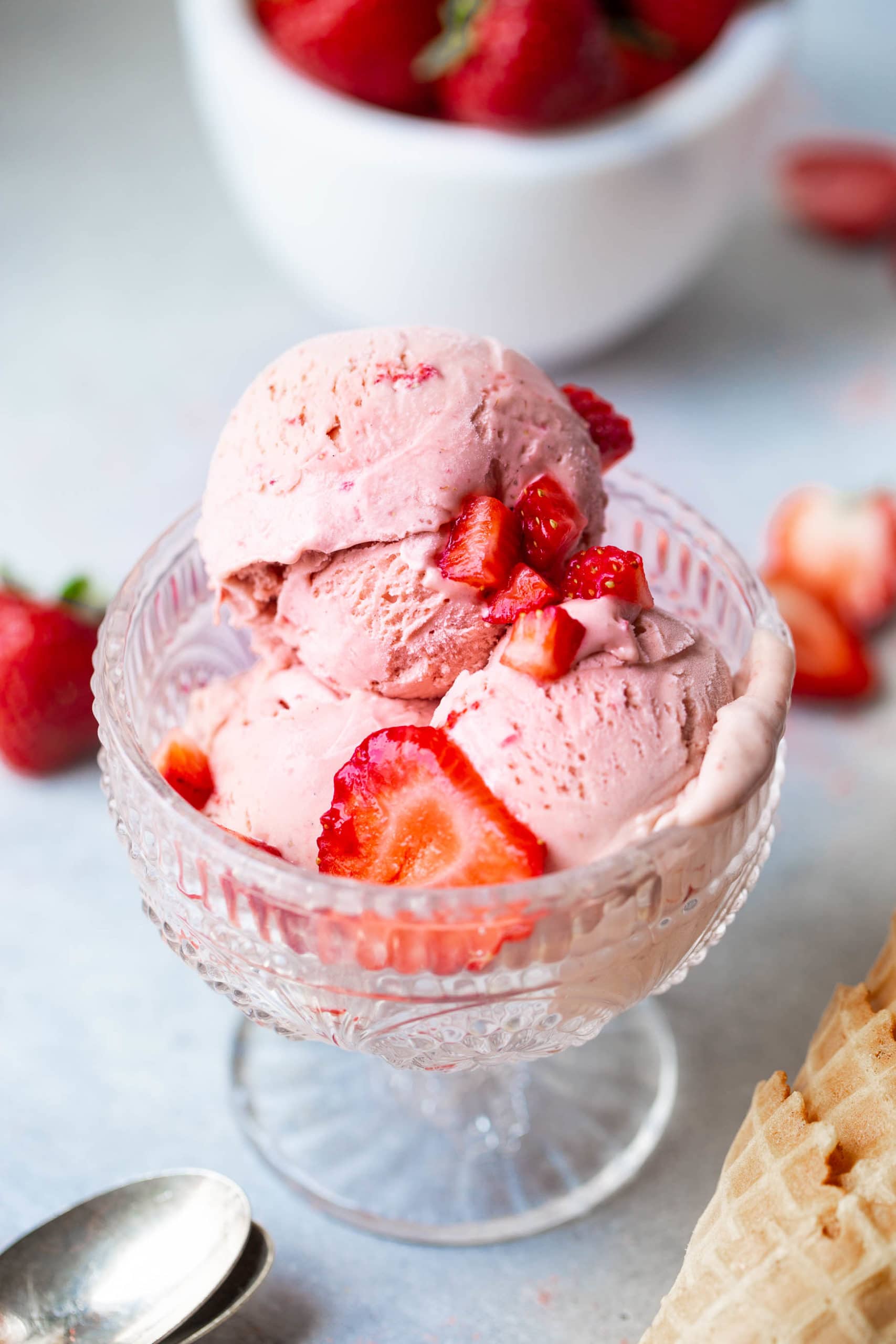Homemade Strawberry Ice Cream